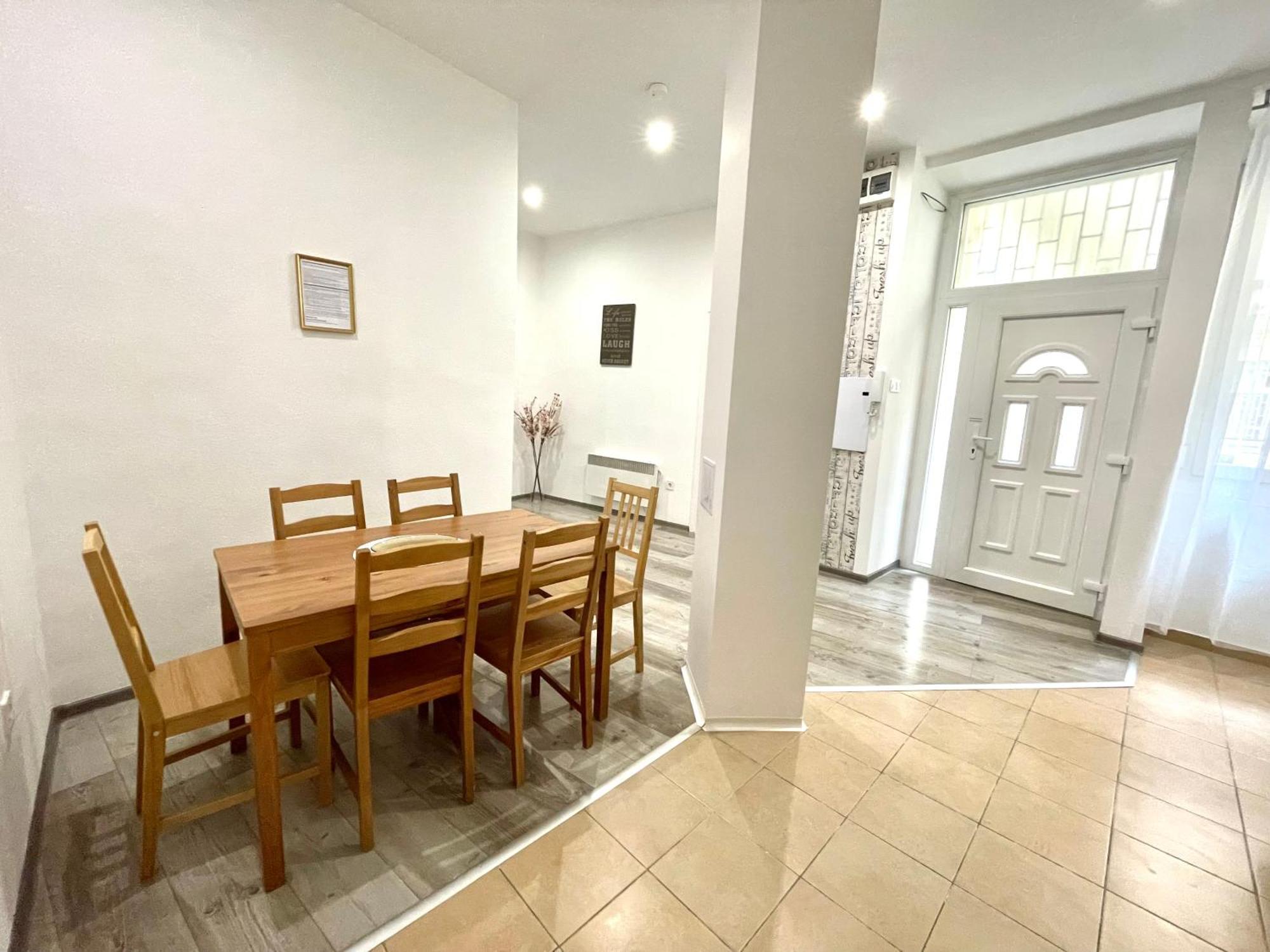 Relax Home With 2 Bedroom, 2 Bathroom For 6 People In The City Centre Free Coffee Budapest Exterior foto