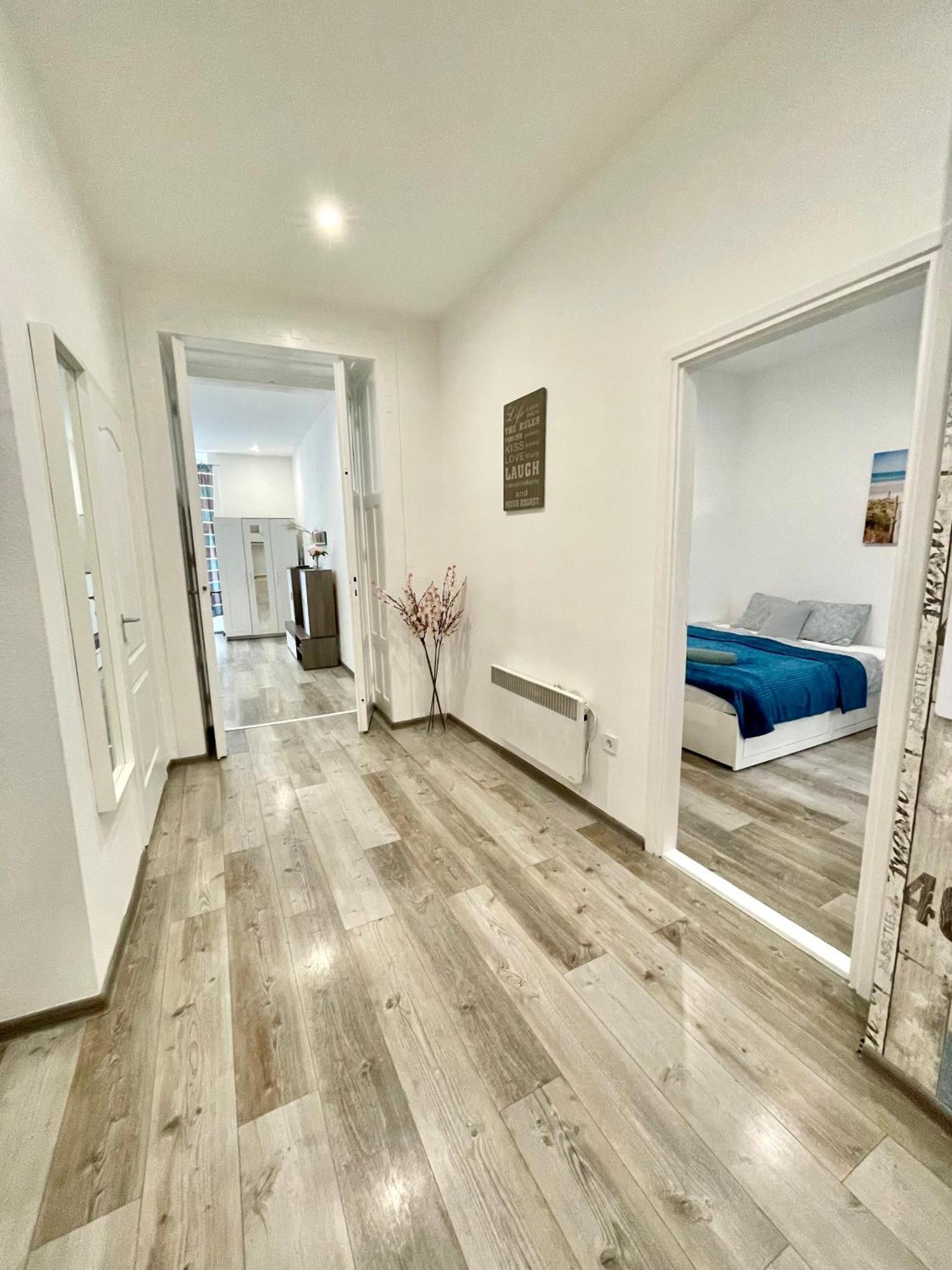 Relax Home With 2 Bedroom, 2 Bathroom For 6 People In The City Centre Free Coffee Budapest Exterior foto